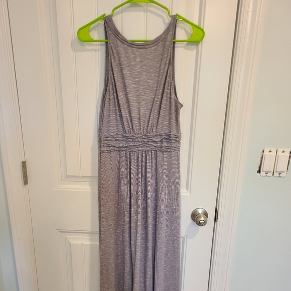Long flowy maxi dress - Picture 2 of 4